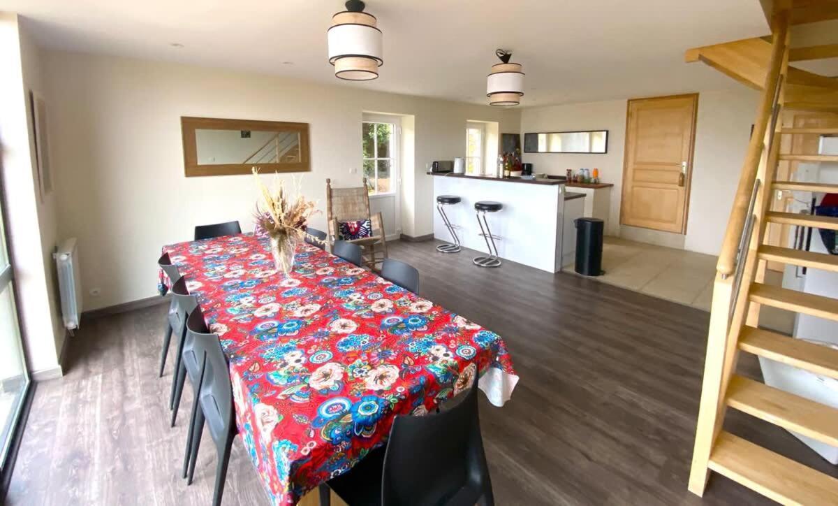 Large Farmhouse With Garden And Sea View For 8 People Locquenole Exteriér fotografie